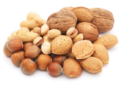 nuts can help you lose weight